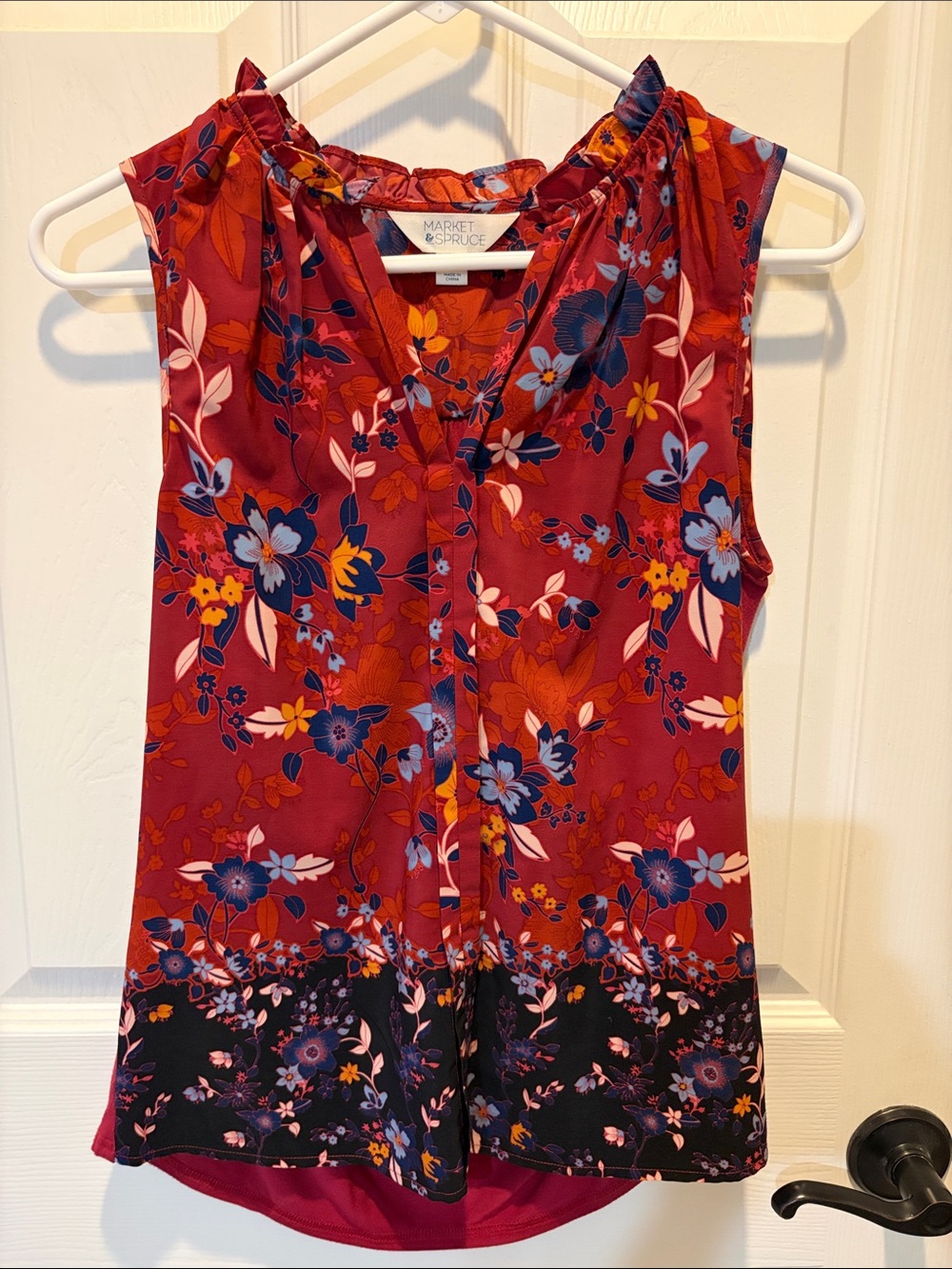 Market & Spruce Red Floral Sleeveless Top with Navy Accents